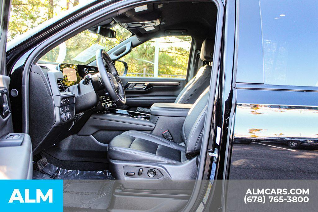used 2025 Chevrolet Suburban car, priced at $75,920