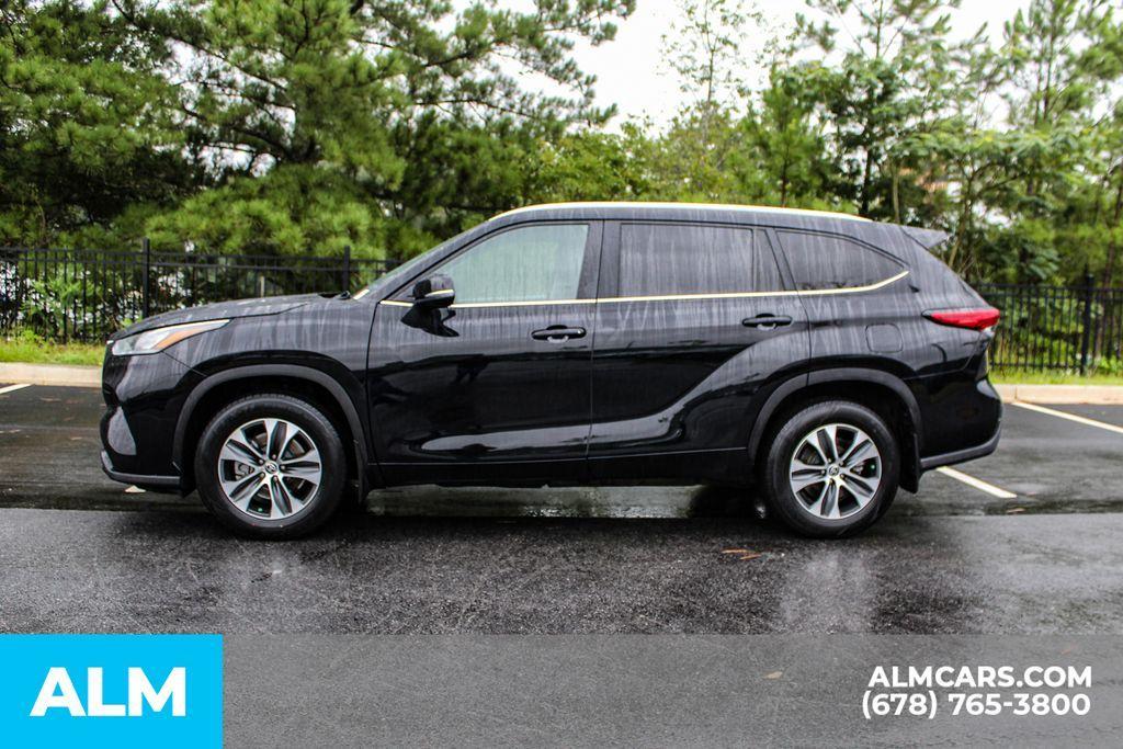 used 2023 Toyota Highlander car, priced at $40,470
