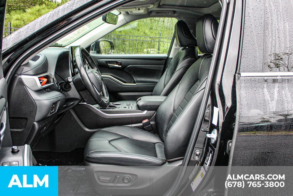 used 2023 Toyota Highlander car, priced at $40,470