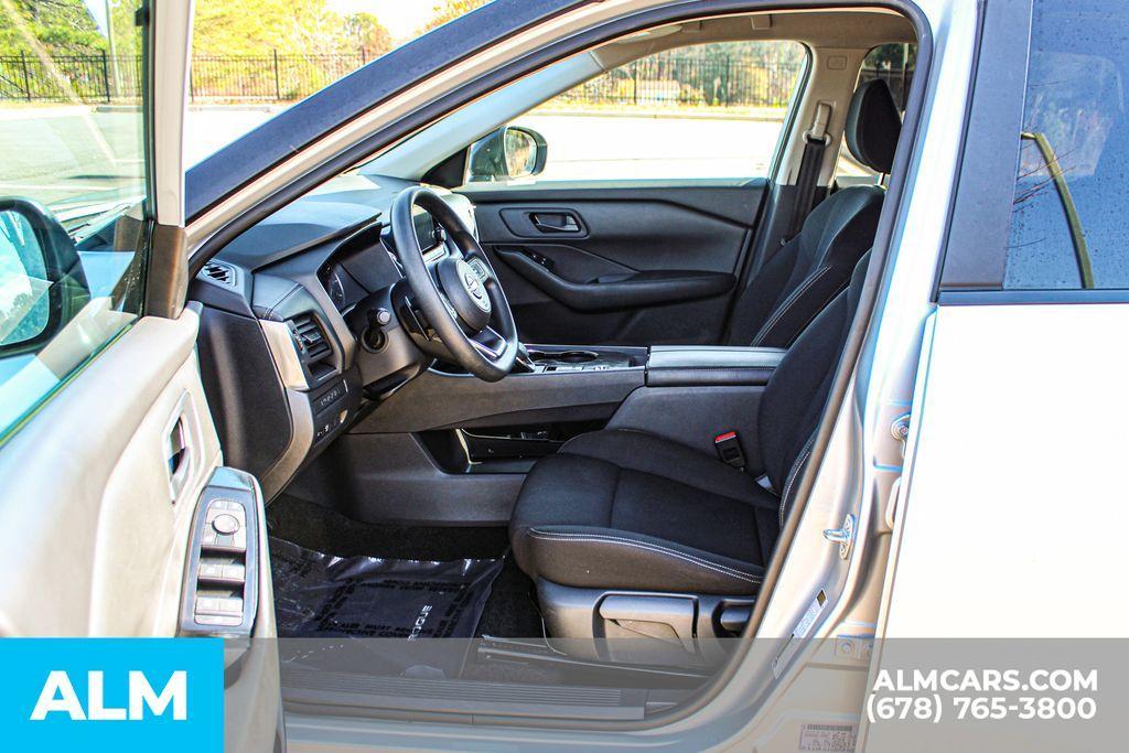 used 2024 Nissan Rogue car, priced at $18,920