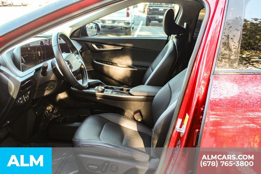 used 2022 Kia EV6 car, priced at $19,460