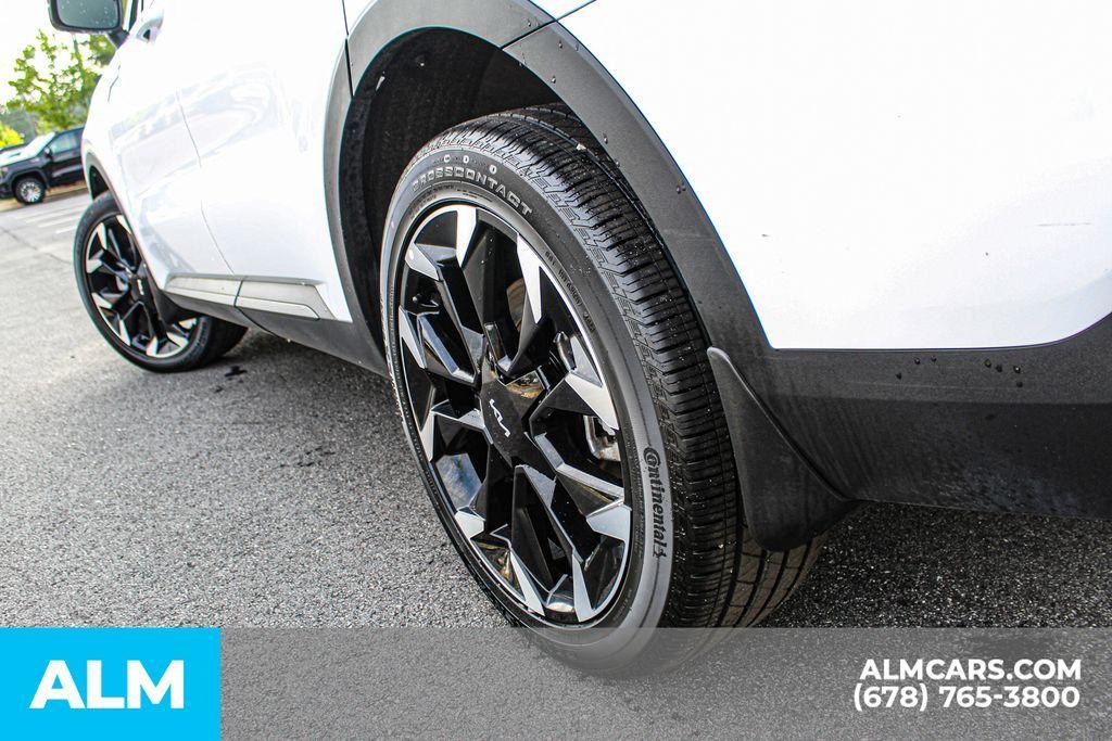 used 2024 Kia Sorento car, priced at $35,470