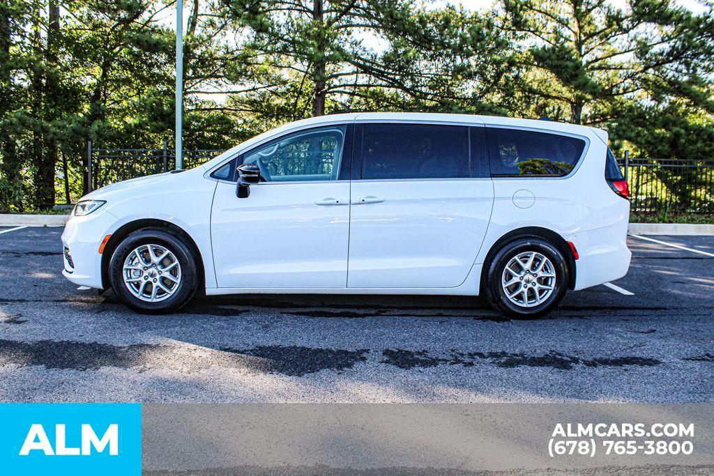 used 2024 Chrysler Pacifica car, priced at $26,420