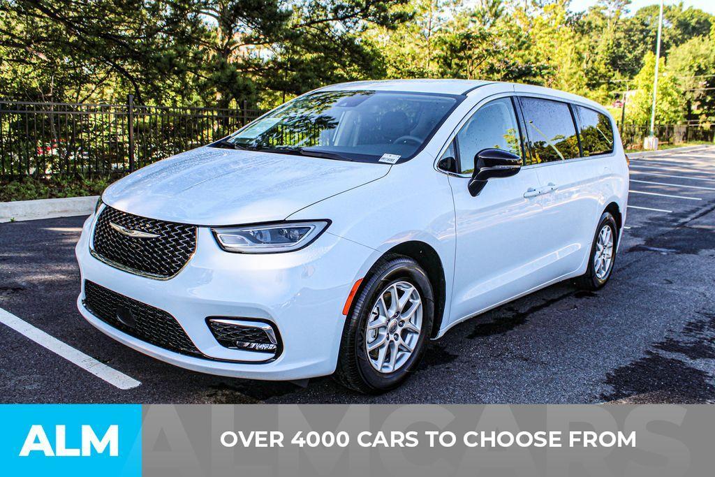 used 2024 Chrysler Pacifica car, priced at $26,420