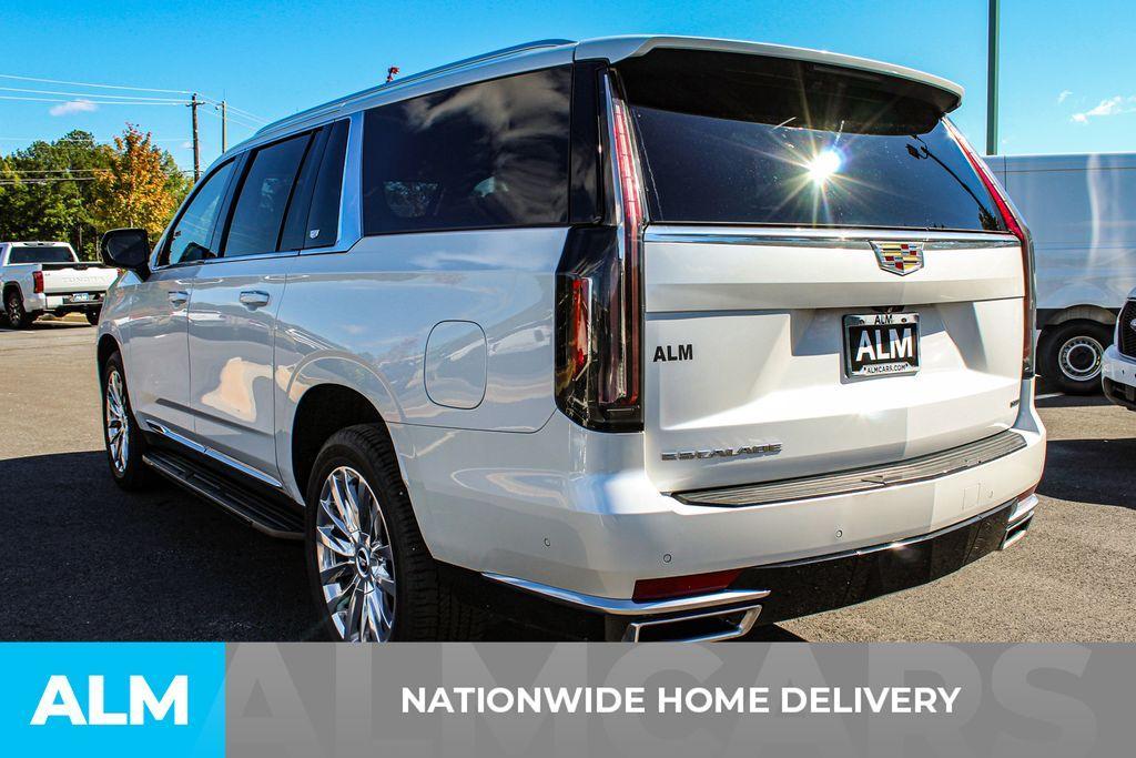 used 2022 Cadillac Escalade ESV car, priced at $67,420