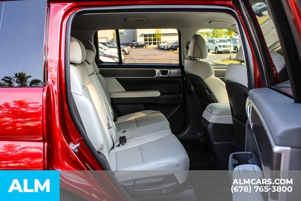 used 2024 Hyundai Santa Fe car, priced at $28,460