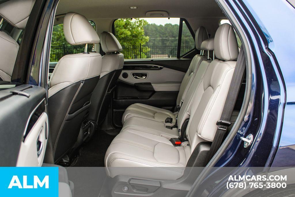 used 2024 Honda Pilot car, priced at $35,920