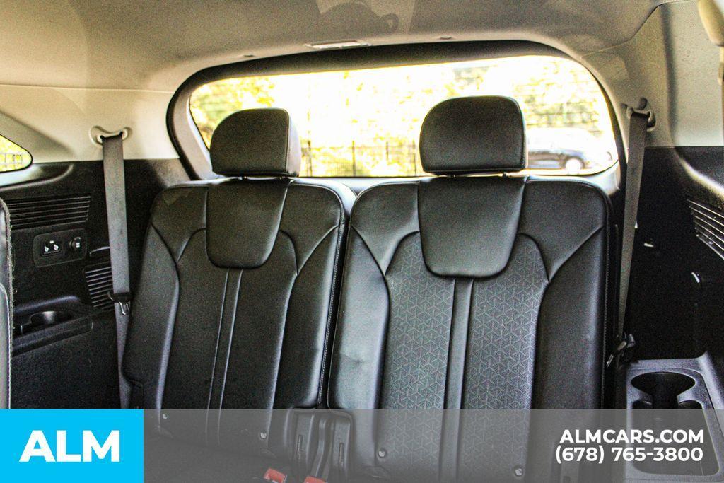 used 2022 Kia Sorento Plug-In Hybrid car, priced at $22,920