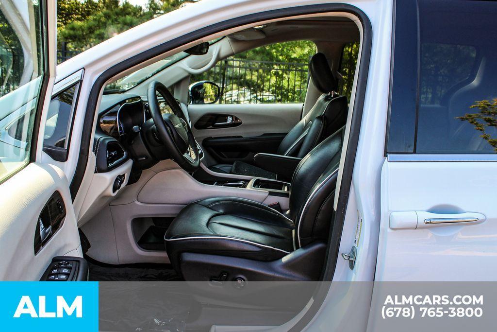 used 2023 Chrysler Pacifica Hybrid car, priced at $26,420