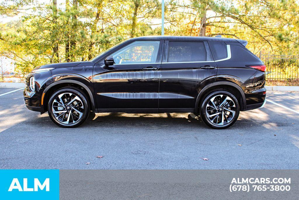 used 2024 Mitsubishi Outlander car, priced at $21,920