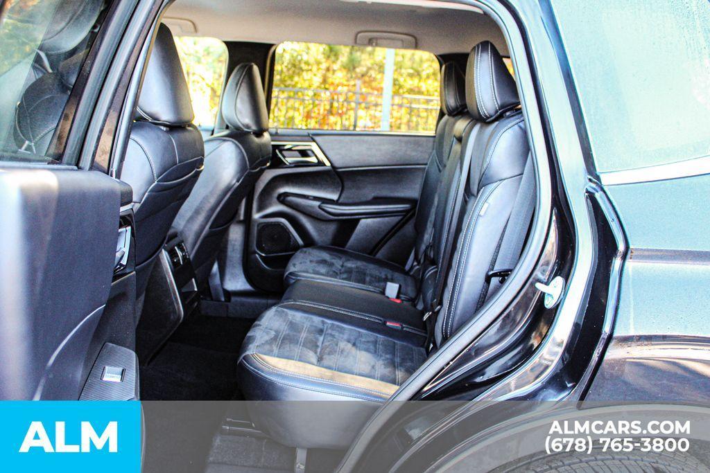 used 2024 Mitsubishi Outlander car, priced at $21,920