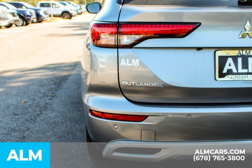 used 2024 Mitsubishi Outlander car, priced at $24,420