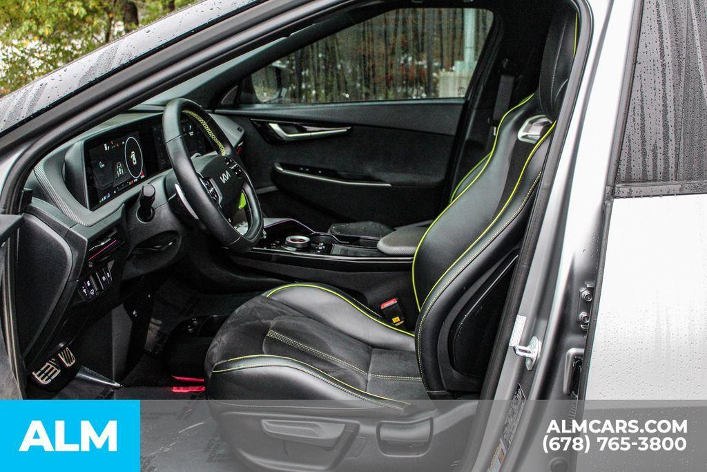 used 2023 Kia EV6 car, priced at $27,460