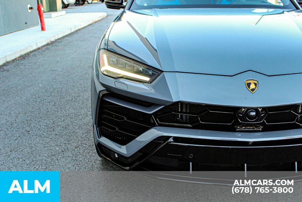 used 2022 Lamborghini Urus car, priced at $192,960