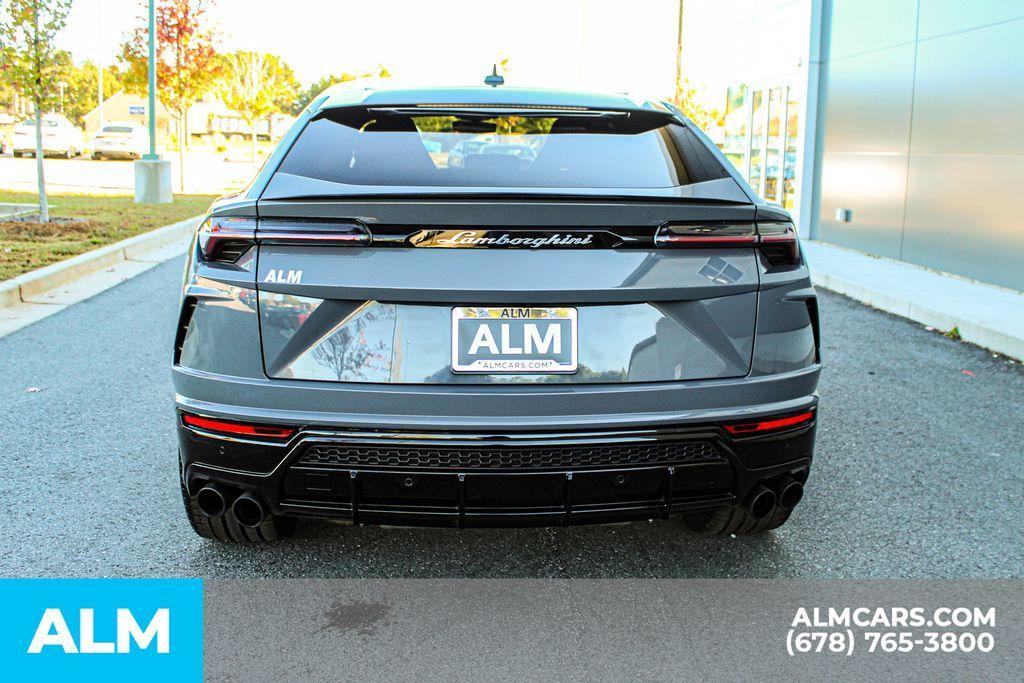 used 2022 Lamborghini Urus car, priced at $192,960