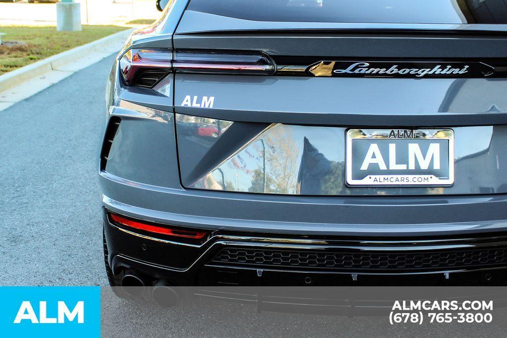 used 2022 Lamborghini Urus car, priced at $192,960