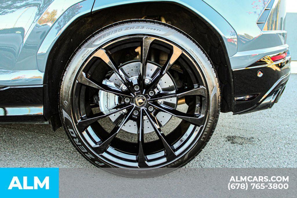 used 2022 Lamborghini Urus car, priced at $192,960