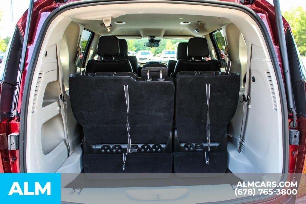used 2023 Chrysler Pacifica car, priced at $20,120