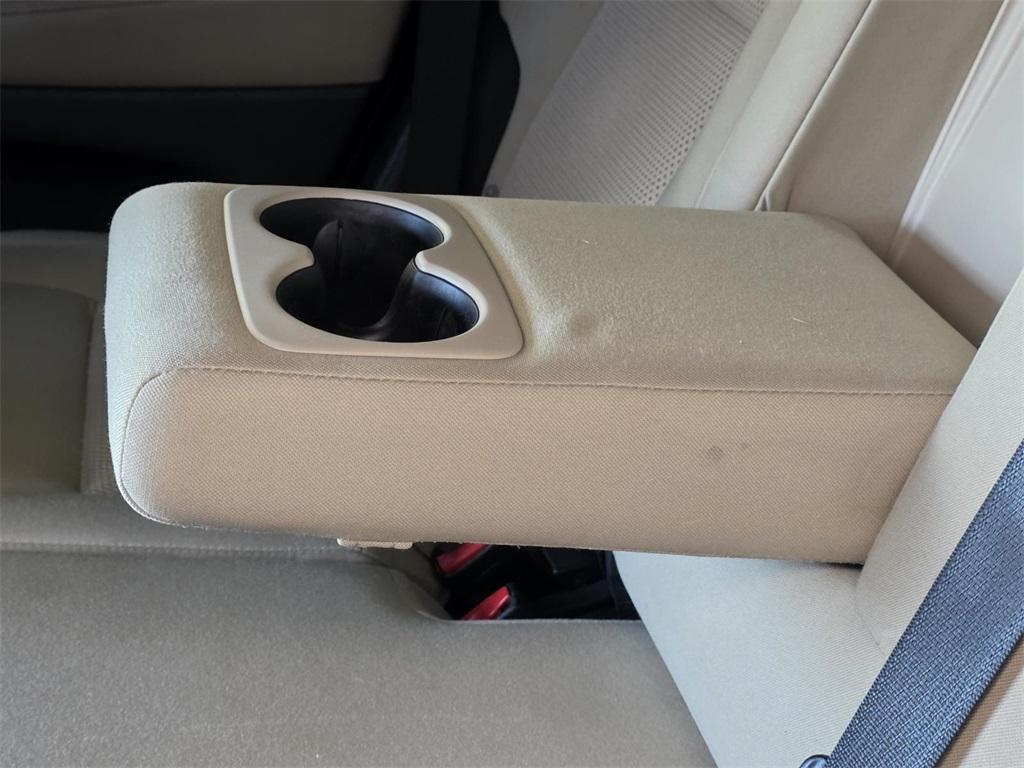 used 2016 Jeep Grand Cherokee car, priced at $12,235