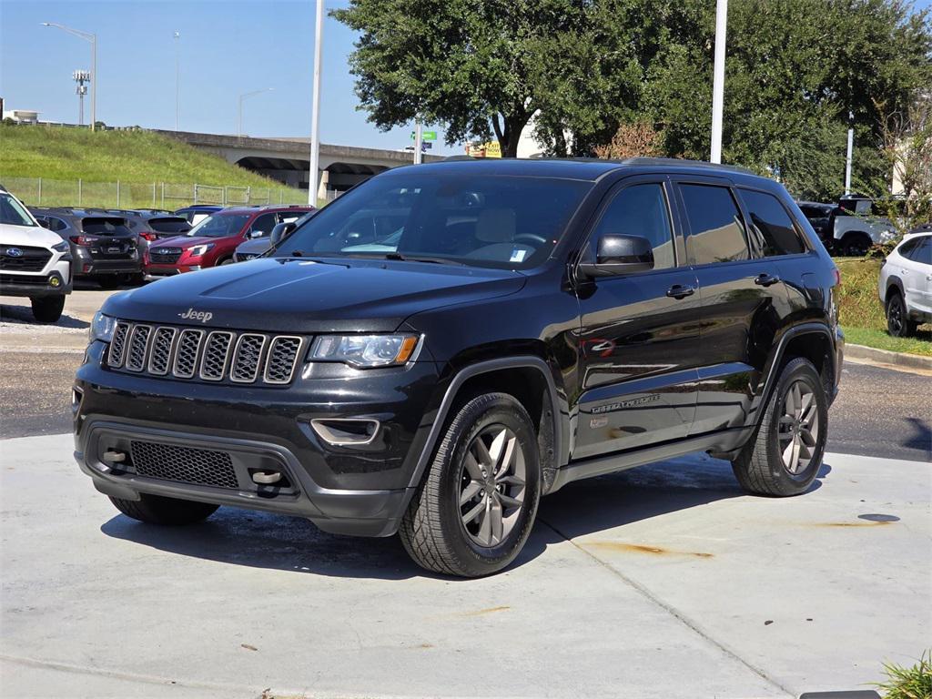 used 2016 Jeep Grand Cherokee car, priced at $12,235
