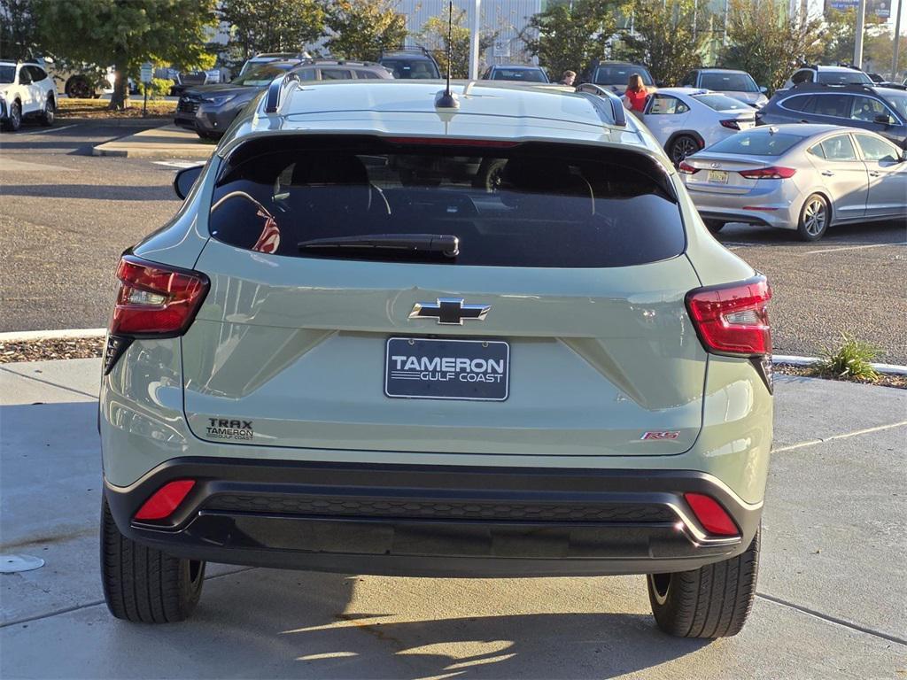 used 2024 Chevrolet Trax car, priced at $22,111