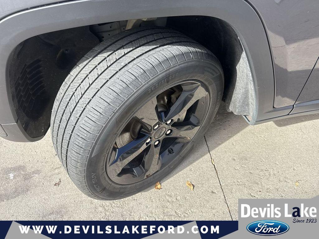 used 2022 Jeep Grand Cherokee L car, priced at $29,997