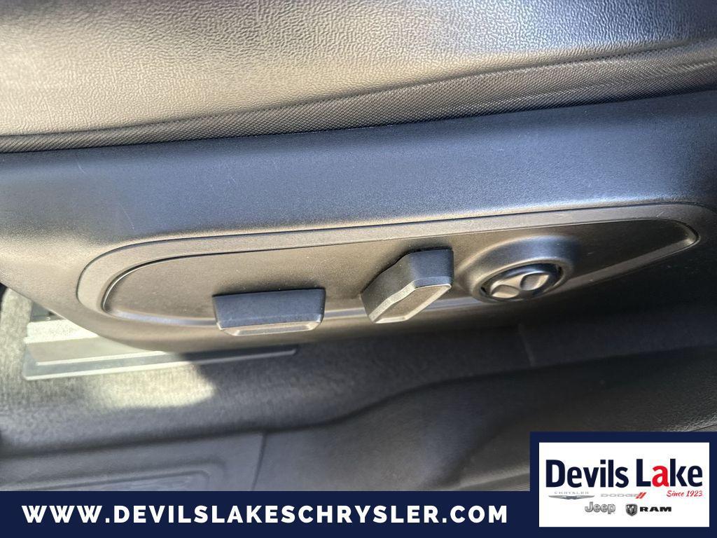 used 2022 Jeep Grand Cherokee L car, priced at $31,991