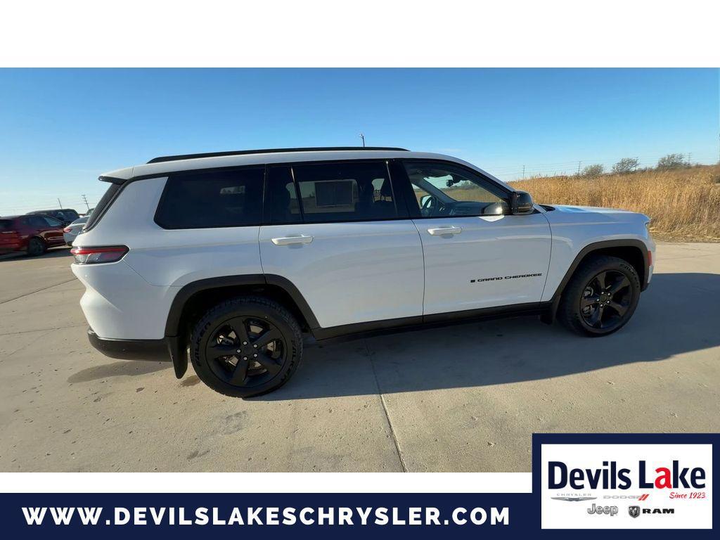 used 2022 Jeep Grand Cherokee L car, priced at $31,991