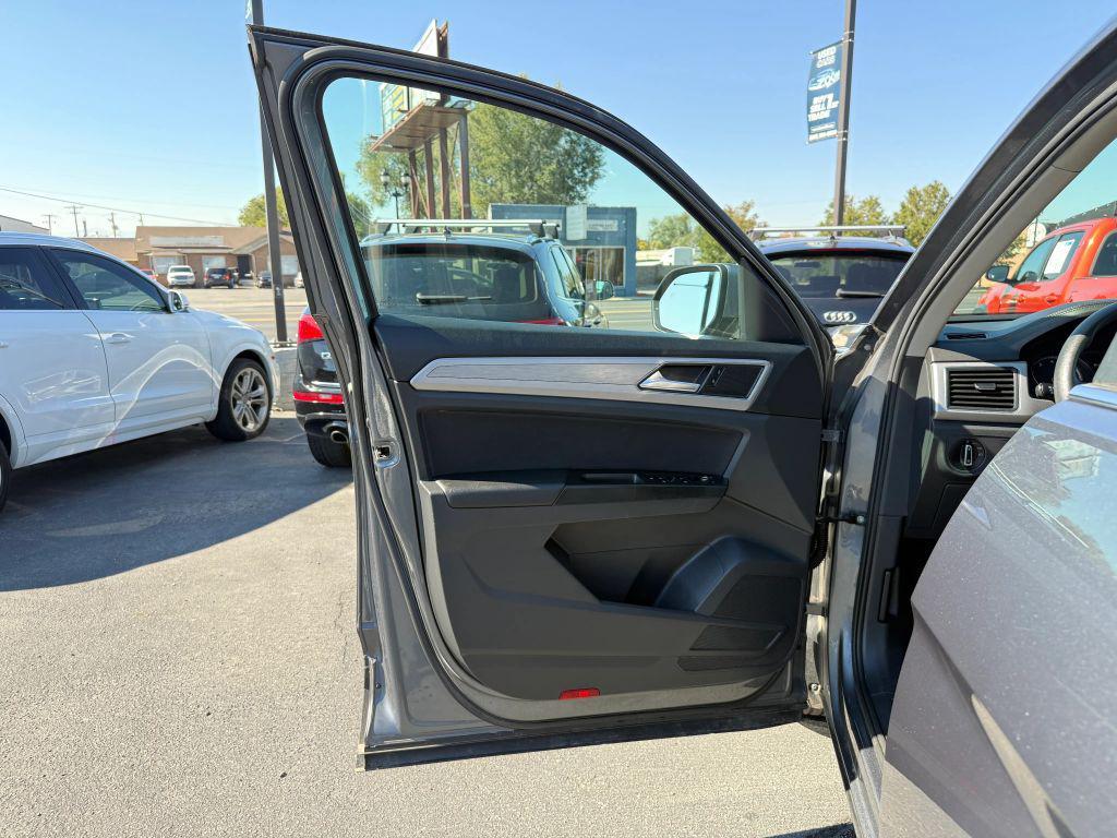 used 2019 Volkswagen Atlas car, priced at $14,290