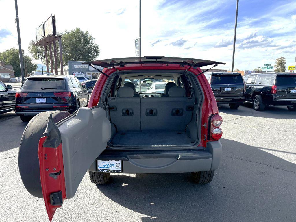 used 2005 Jeep Liberty car, priced at $4,490