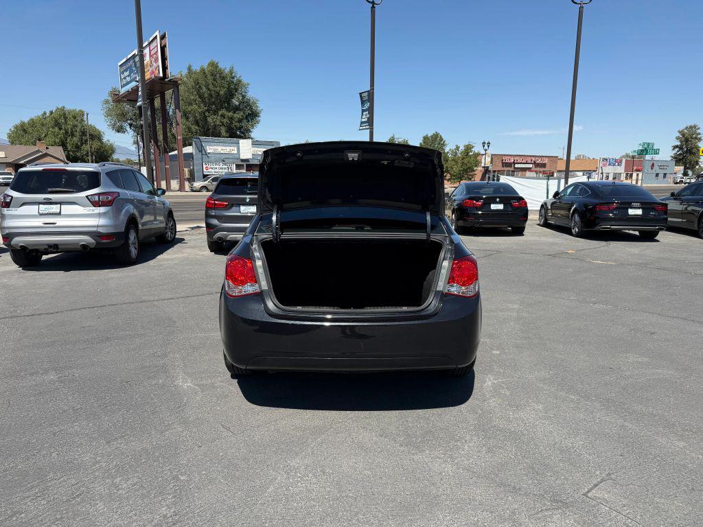 used 2013 Chevrolet Cruze car, priced at $5,490