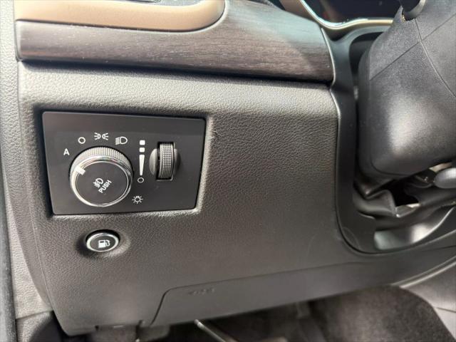 used 2015 Jeep Grand Cherokee car, priced at $14,790