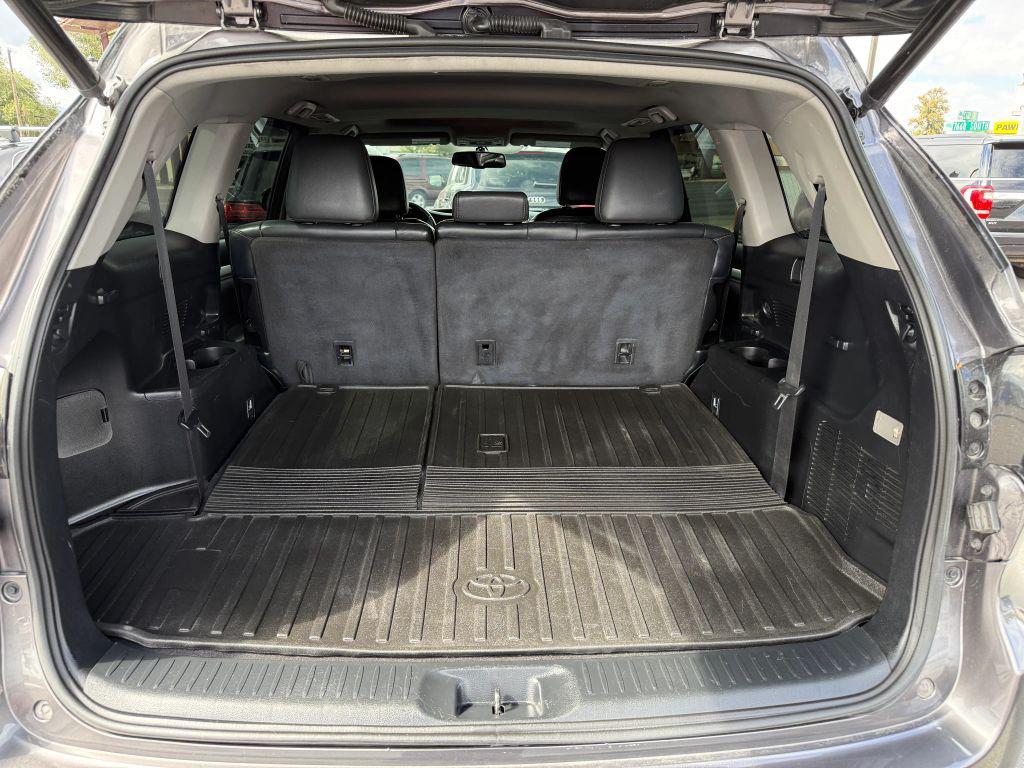 used 2016 Toyota Highlander car, priced at $16,490