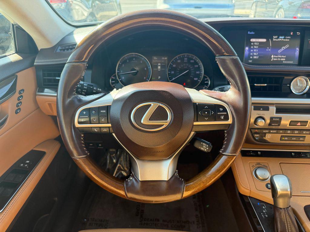used 2016 Lexus ES 350 car, priced at $17,490