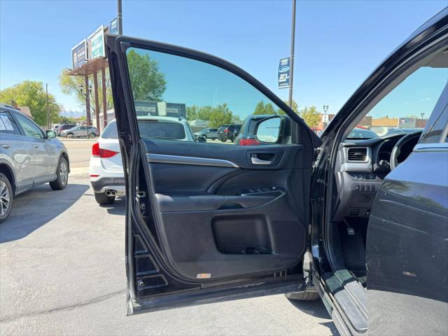 used 2017 Toyota Highlander car, priced at $20,990