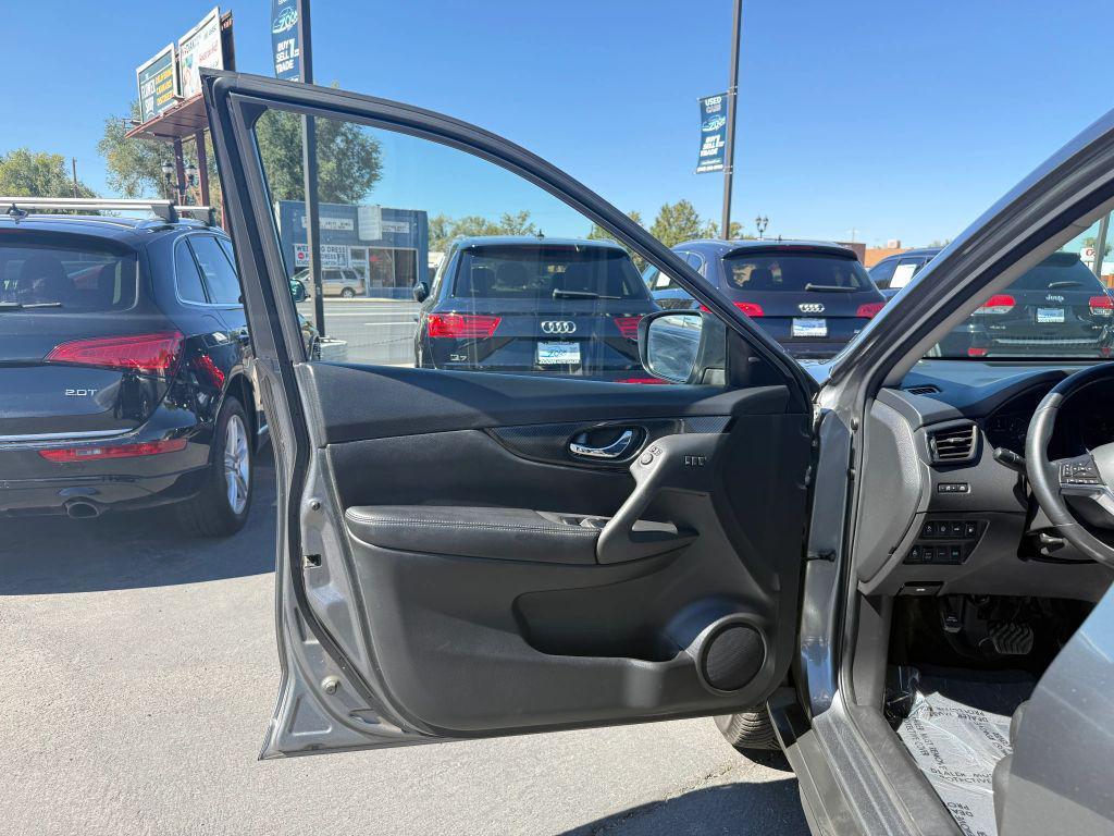 used 2018 Nissan Rogue car, priced at $15,290