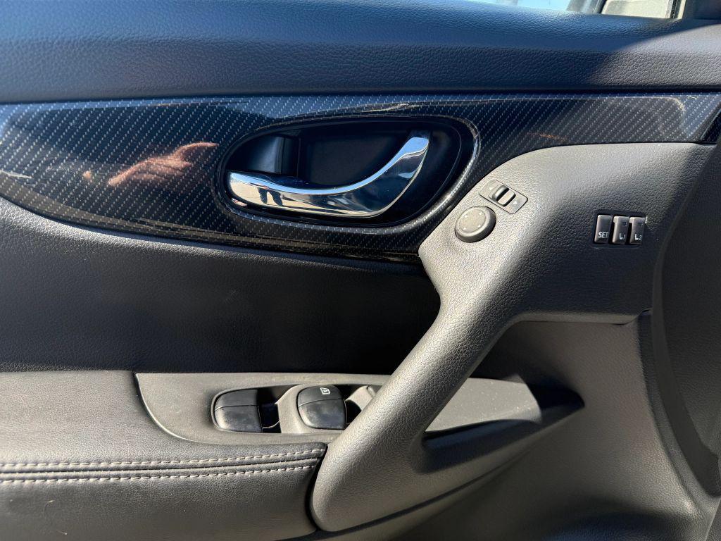 used 2018 Nissan Rogue car, priced at $15,290