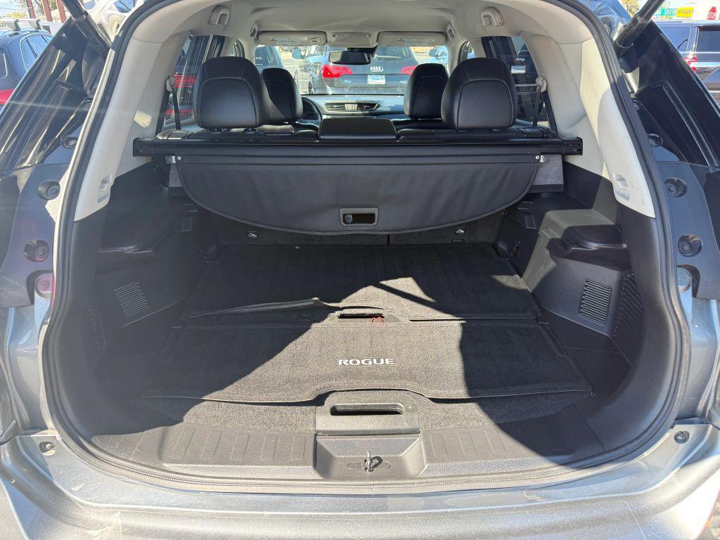 used 2018 Nissan Rogue car, priced at $15,290