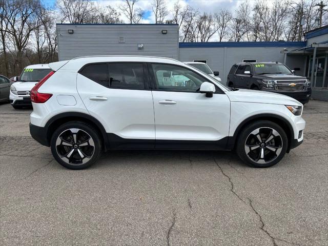 used 2022 Volvo XC40 car, priced at $18,995