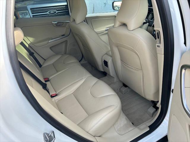 used 2016 Volvo XC60 car, priced at $17,995
