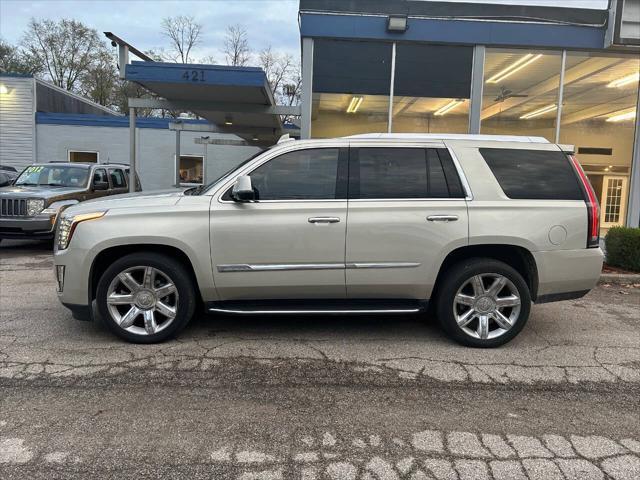 used 2016 Cadillac Escalade car, priced at $29,995