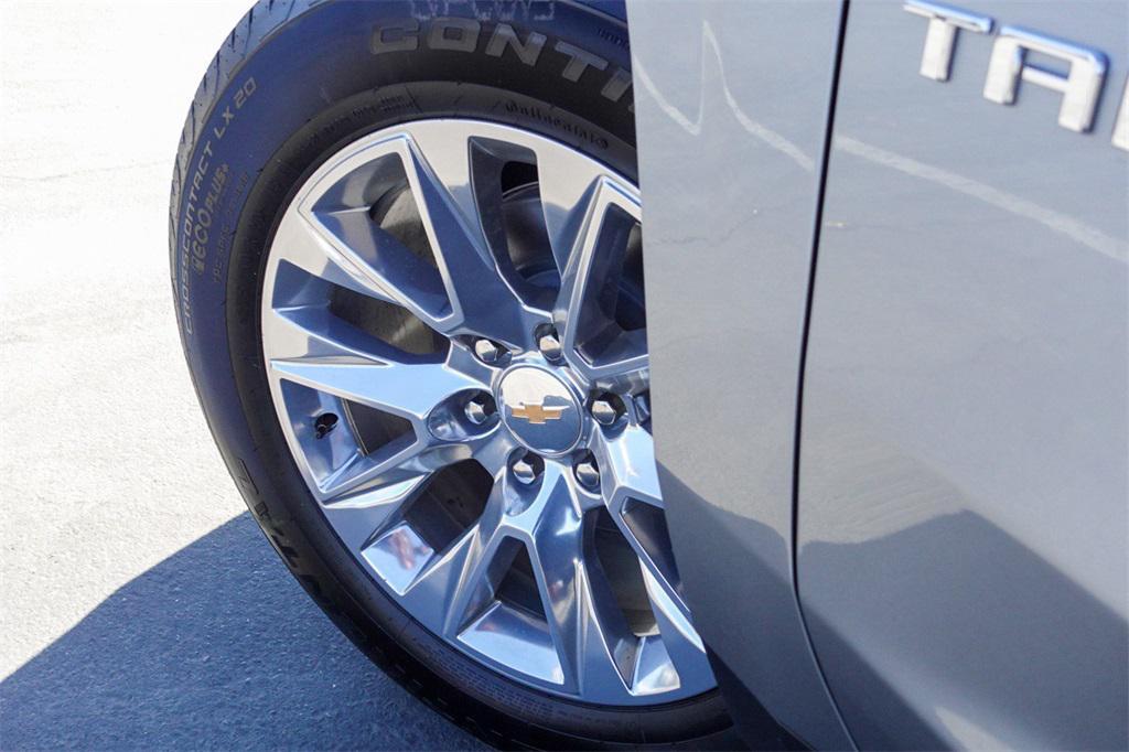 used 2025 Chevrolet Tahoe car, priced at $83,870