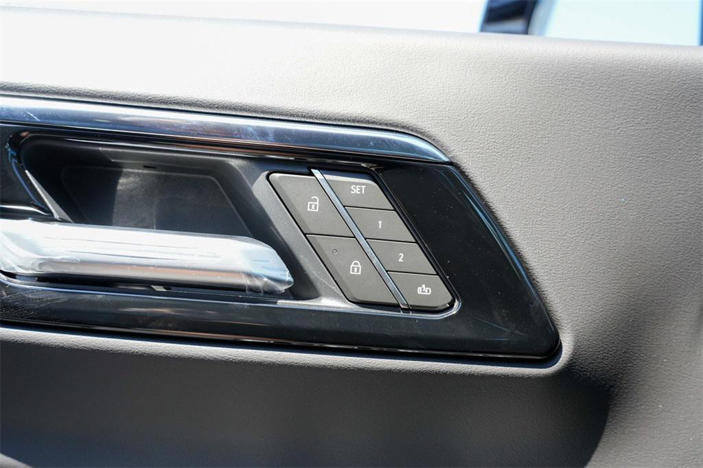 new 2025 Chevrolet Tahoe car, priced at $77,988