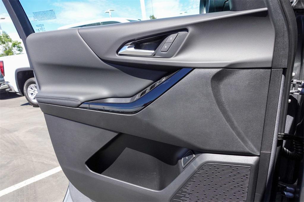 new 2026 Chevrolet Equinox car, priced at $35,255