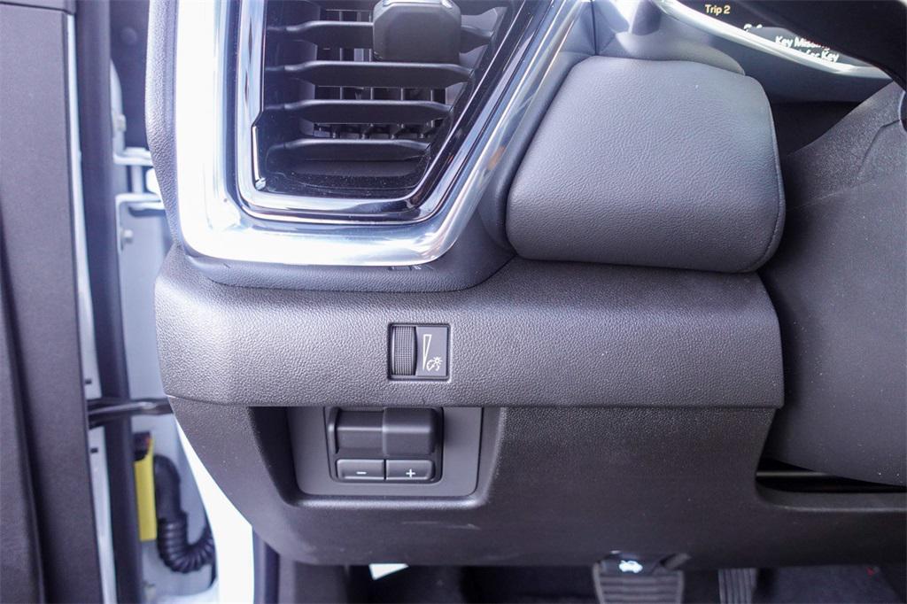 new 2026 GMC Canyon car, priced at $40,995