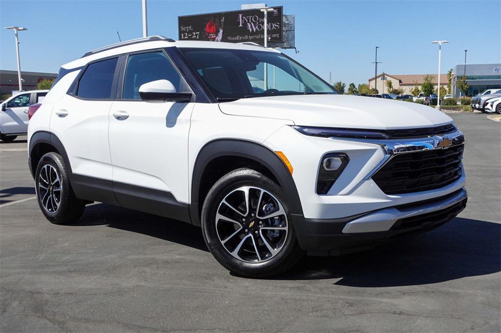 new 2026 Chevrolet TrailBlazer car, priced at $27,445