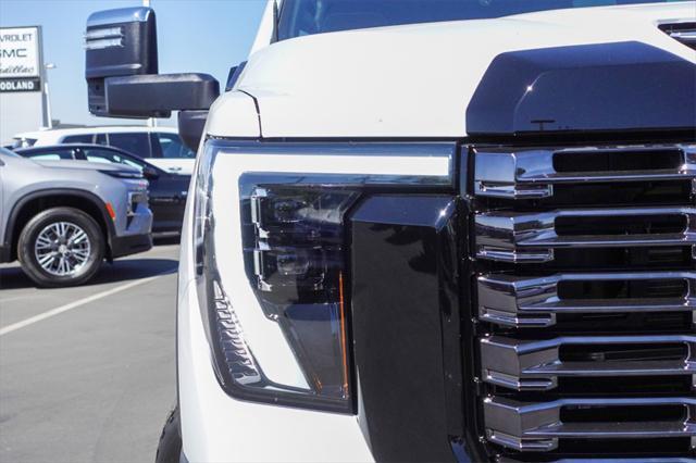 new 2025 GMC Sierra 3500 car, priced at $100,230