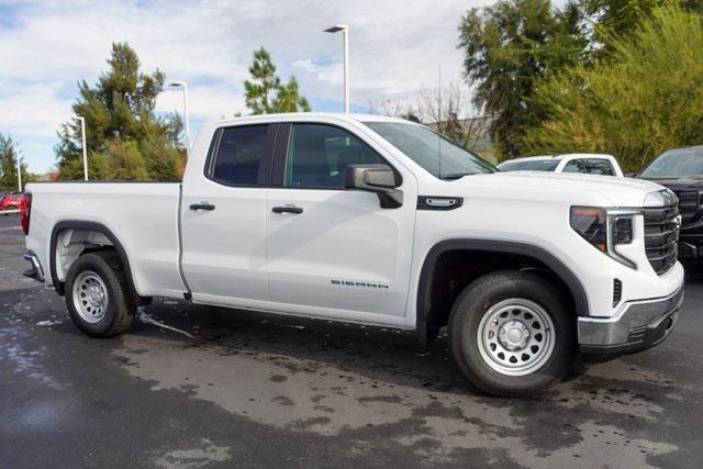 new 2025 GMC Sierra 1500 car, priced at $41,995