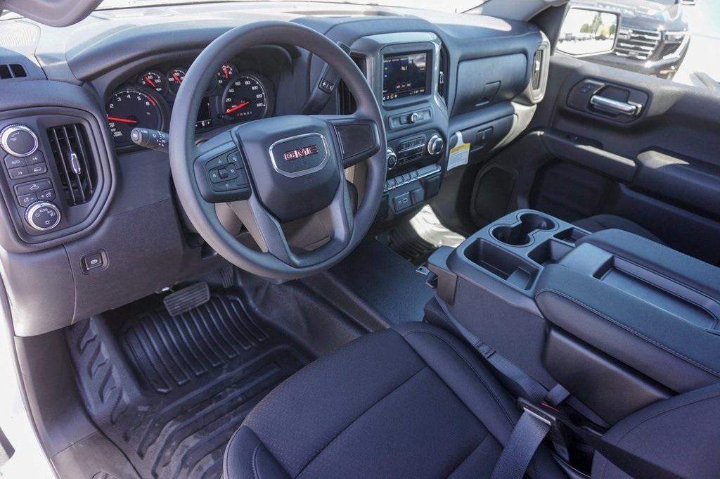 new 2024 GMC Sierra 1500 car, priced at $48,610