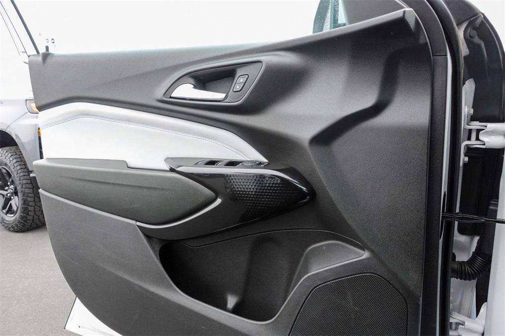 used 2024 Chevrolet Trax car, priced at $21,977